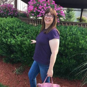 Meet your Posher, Steffany